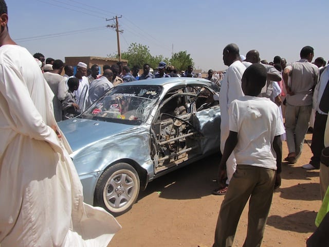 Bus Crash Sudan - Watch out for car accidents while hitchhiking in Africa