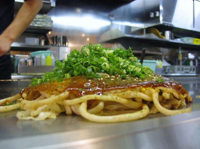 How to Eat Alone and Like It - Okonomiyaki in Japan