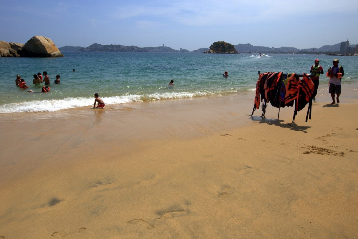 Safety Tips for Travel to Acapulco