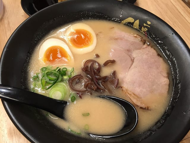 Emergency Ramen in Japan - When You Travel During Second Trimester Miss a Meal At Your Own Peril 