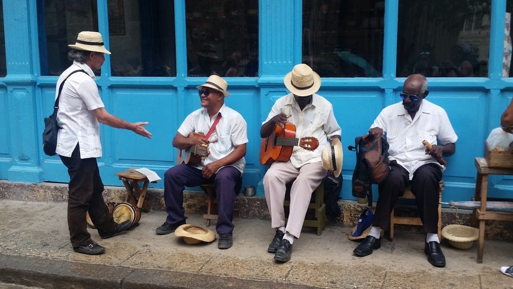 Musicians in the Street in Cuba - How Much Does It Cost? A Week in Cuba